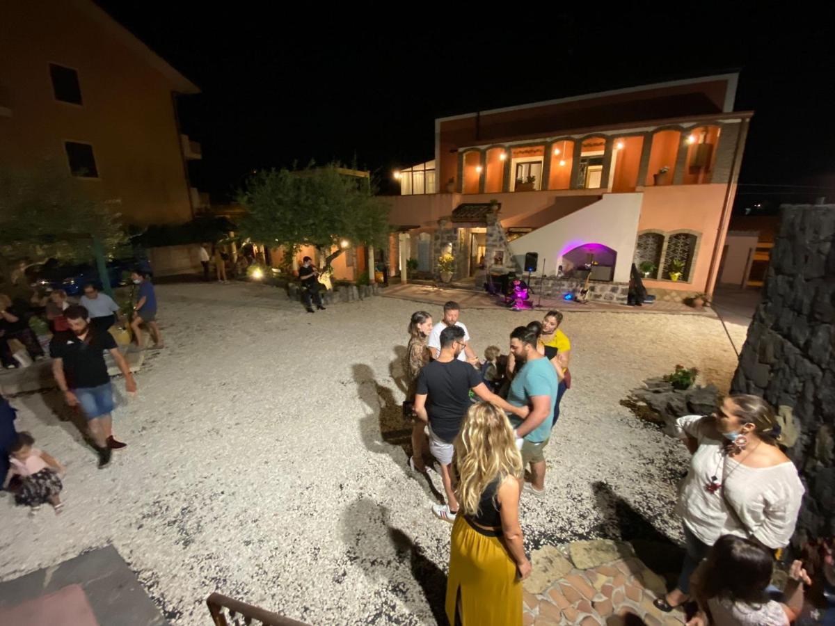Bed and Breakfast Original Sicily Santa Venerina Esterno foto